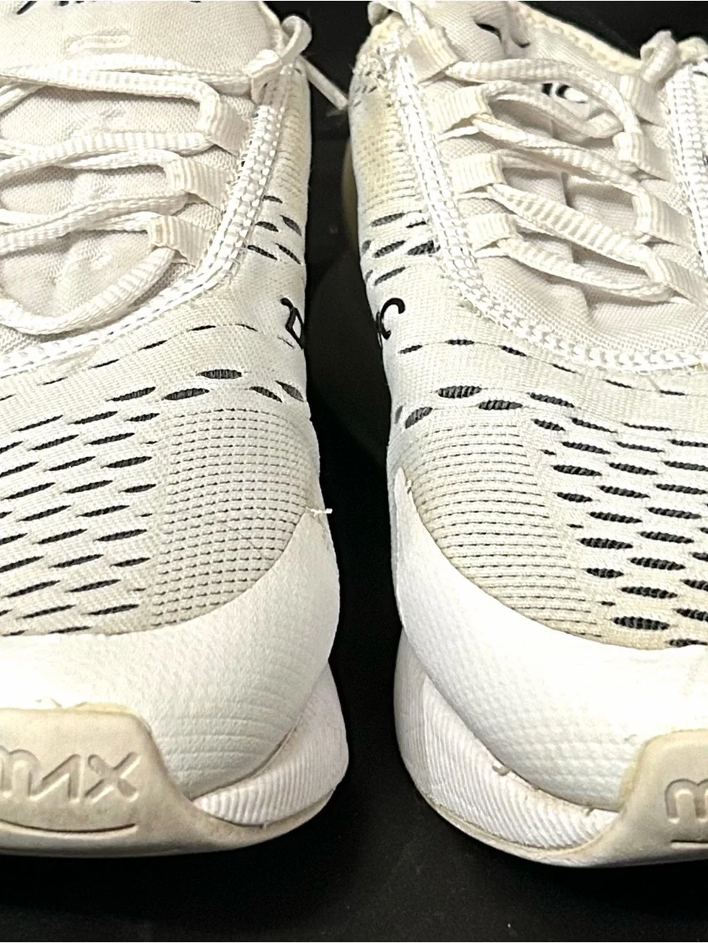 Nike Air Max 270 White Black Women's Size 7.5 Running Shoes AH6789-100